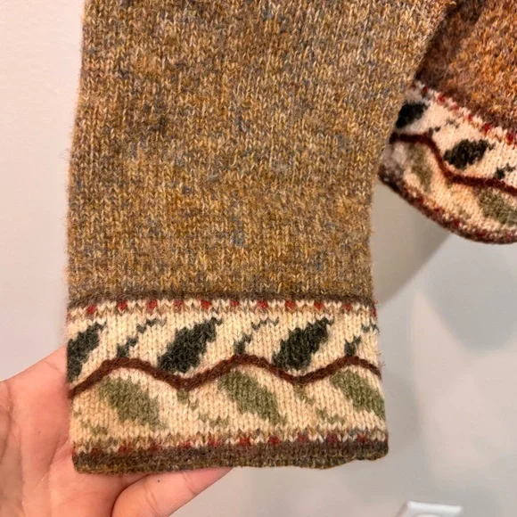 Vintage Woolrich Wool V-Neck Leaf Detail Khaki Sweater Women’s Size Medium - Picture 5 of 12